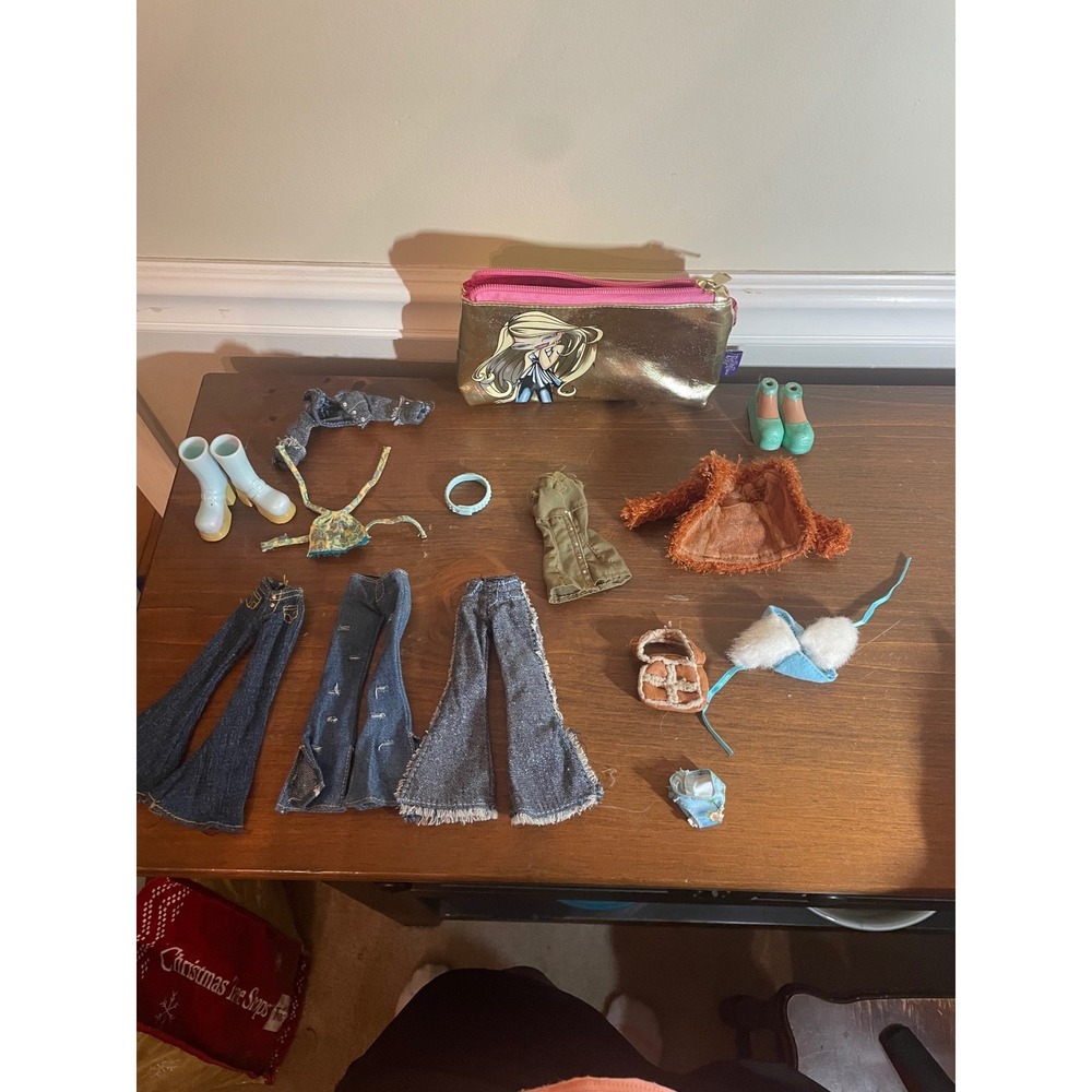 Bratz Doll Clothes Accessory Lot Cloe Gold Case Jeans Jacket Shoes Shrug Y2K